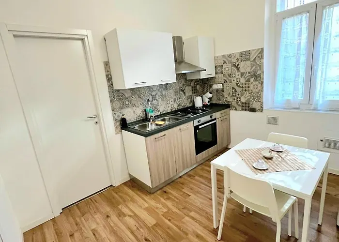 Revoltella16 Апартаменты